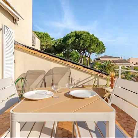 Apartment Magnifique Traversant Avec Vue Sur Le Golf *