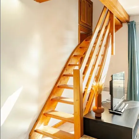 Magnifique Traversant Avec Vue Sur Le Golf * La Grande-Motte