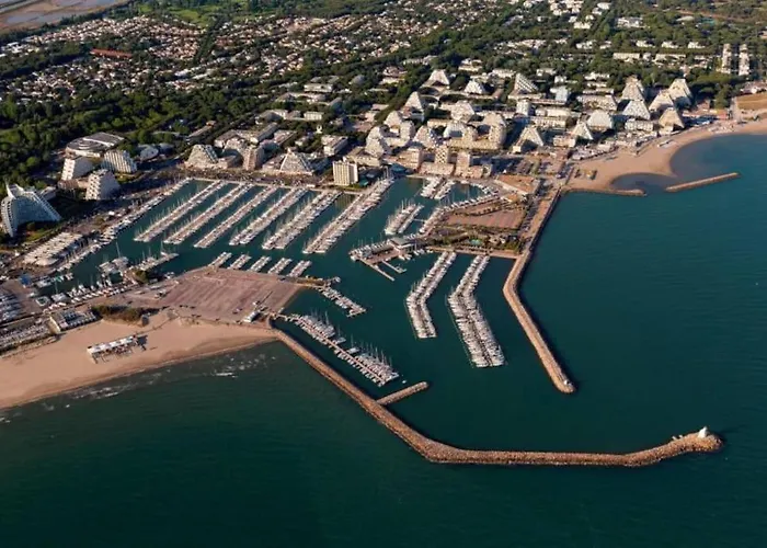 Διαμέρισμα Magnifique Traversant Avec Vue Sur Le Golf